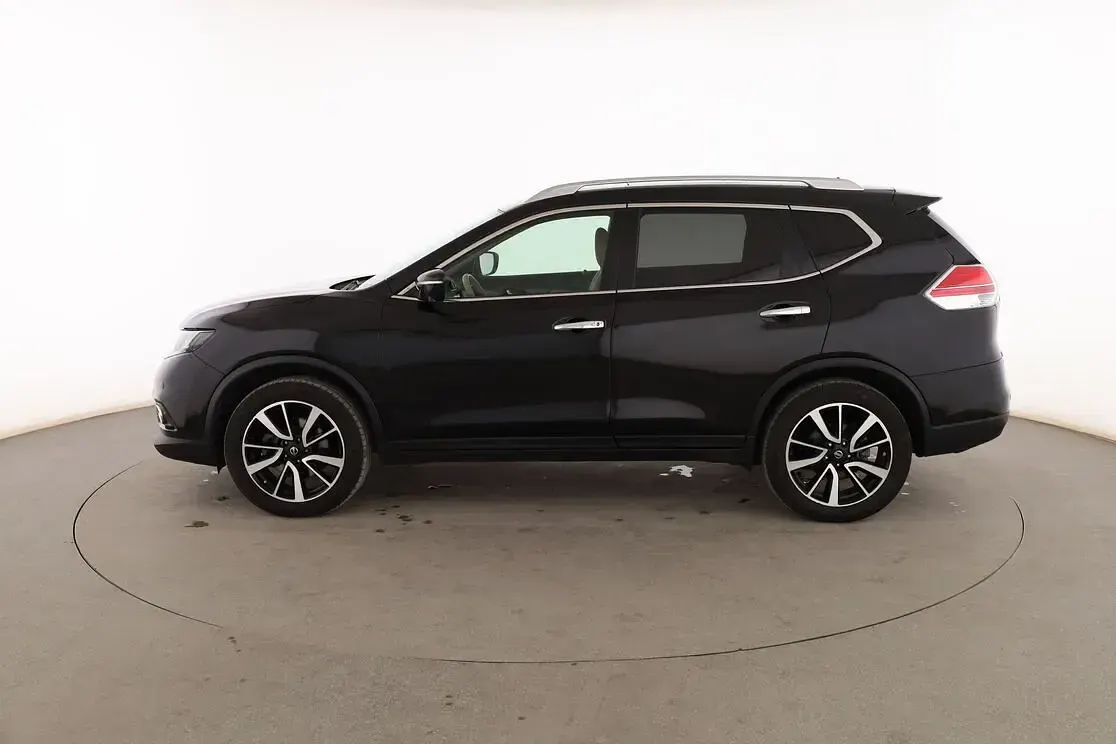 Usado Nissan X-Trail 360º 130 CV (95 kW) 2016 Negro SUV
