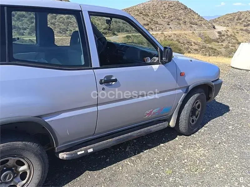Usado Nissan Terrano 100 CV (73 kW) 1994 Azul SUV
