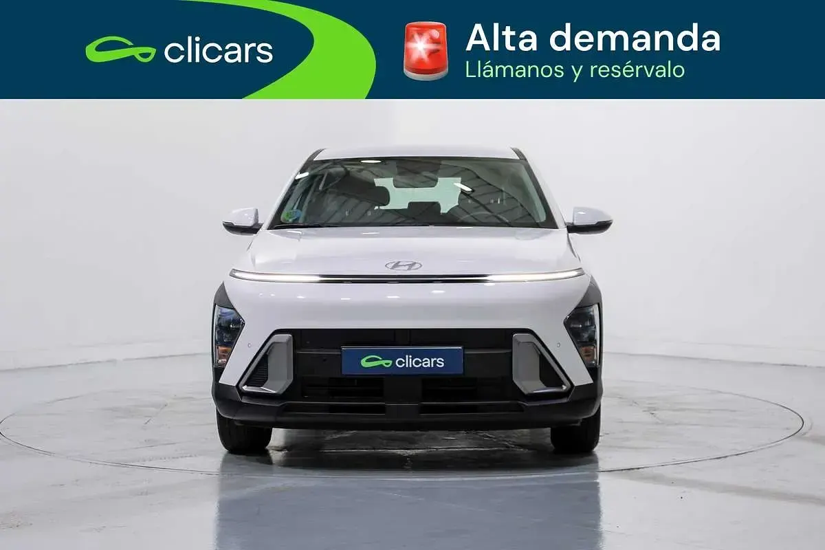 Usado Hyundai Kona 92 CV (67 kW) 2024 Blanco SUV