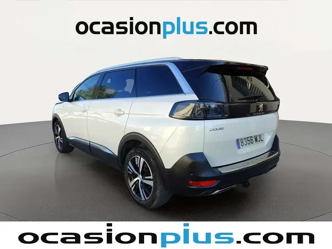 Usado Peugeot 5008 GT 131 CV (96 kW) 2023 Blanco SUV