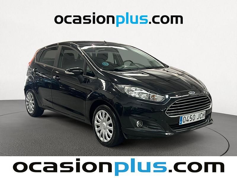 Usado Ford Fiesta Trend 82 CV (60 kW) 2015 Negro Utilitario