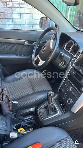 Gris / plata Usado 2007 Chevrolet Captiva LT SUV | 5500 € (Precio justo) - Imagen 1/4
