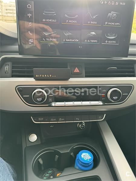 Usado Audi A4 S-Line 163 CV (119 kW) 2020 Azul Berlina