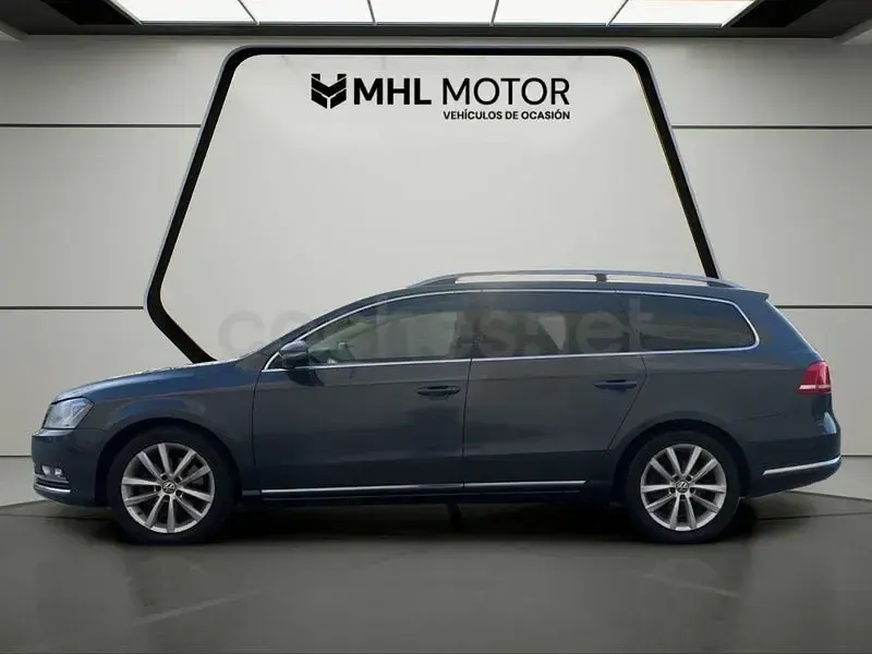 Usado VW Passat Highline 140 CV (102 kW) 2013 Gris / plata Familiar