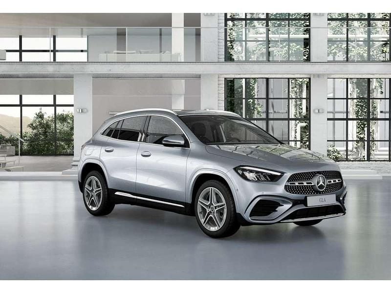 Usado Mercedes GLA250 165 CV (121 kW) 2025 Plateado SUV