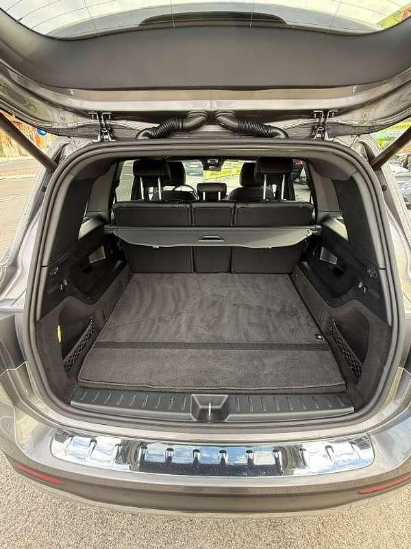 Usado Mercedes GLB200 150 CV (110 kW) 2021 Gris SUV