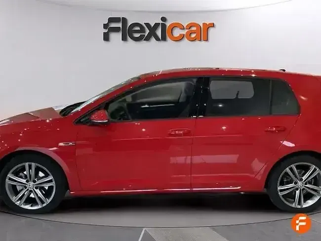 Usado VW Golf VII Sport 150 CV (110 kW) 2020 Rojo Berlina