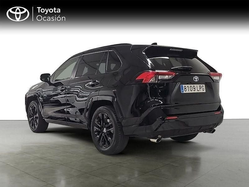 Usado Toyota RAV4 Edition 218 CV (160 kW) 2021 Negro SUV