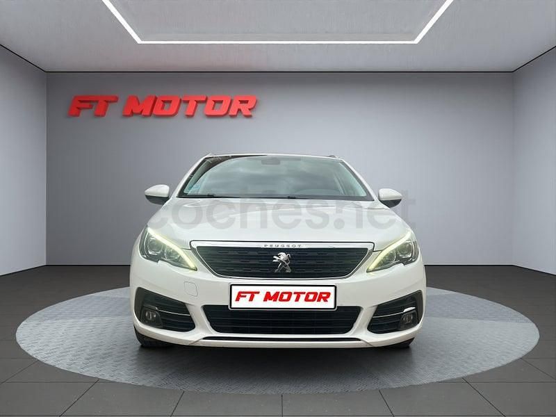 Usado Peugeot 308 SW Style 130 CV (95 kW) 2021 Blanco Familiar