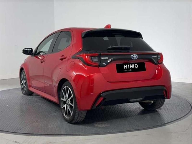 Usado Toyota Yaris Hybrid Style 116 CV (85 kW) 2022 Utilitario