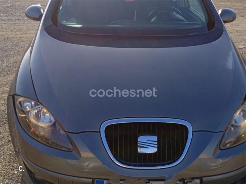 Negro Usado 2004 Seat Altea Stylance Monovolumen | 3000 € (Buen precio) - Imagen 1/4