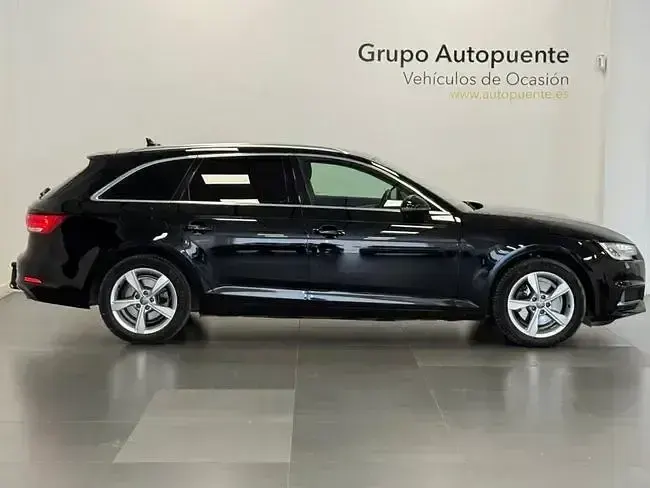 Usado Audi A4 Premium 150 CV (110 kW) 2019 Negro Familiar