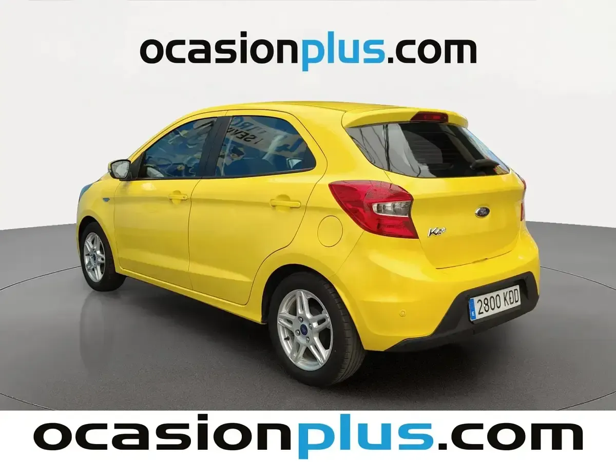 Usado Ford Ka Ultimate 85 CV (62 kW) 2017 Amarillo Berlina
