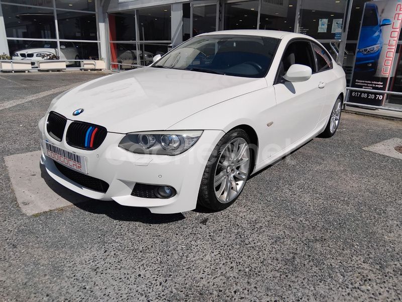 Usado BMW 320 184 CV (135 kW) 2011 Blanco Coupe