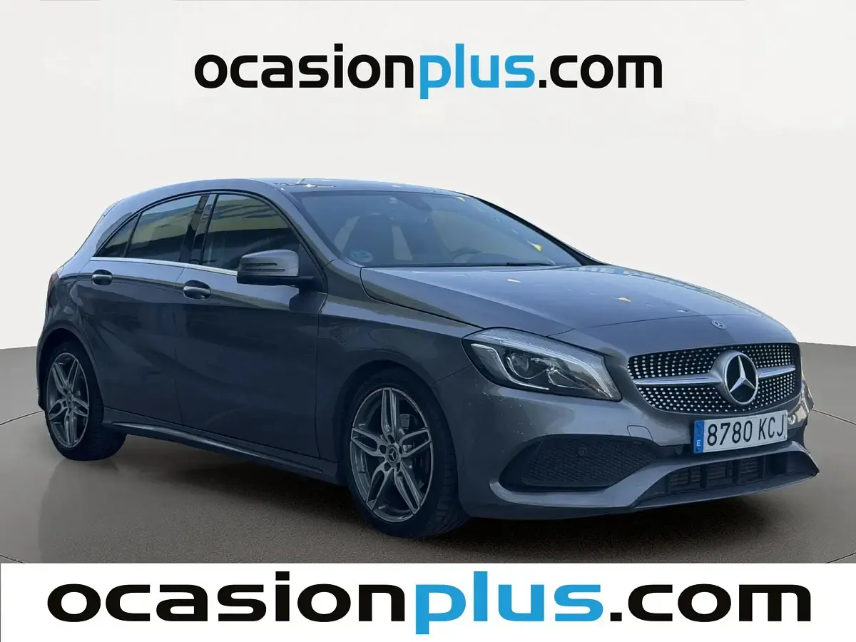 Usado Mercedes A200 AMG 136 CV (100 kW) 2017 Gris Utilitario