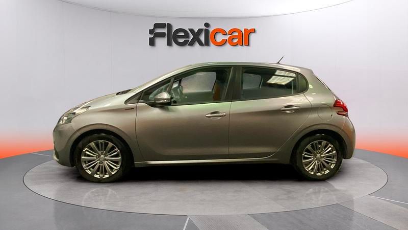 Usado Peugeot 208 Allure 82 CV (60 kW) 2018 Gris Utilitario