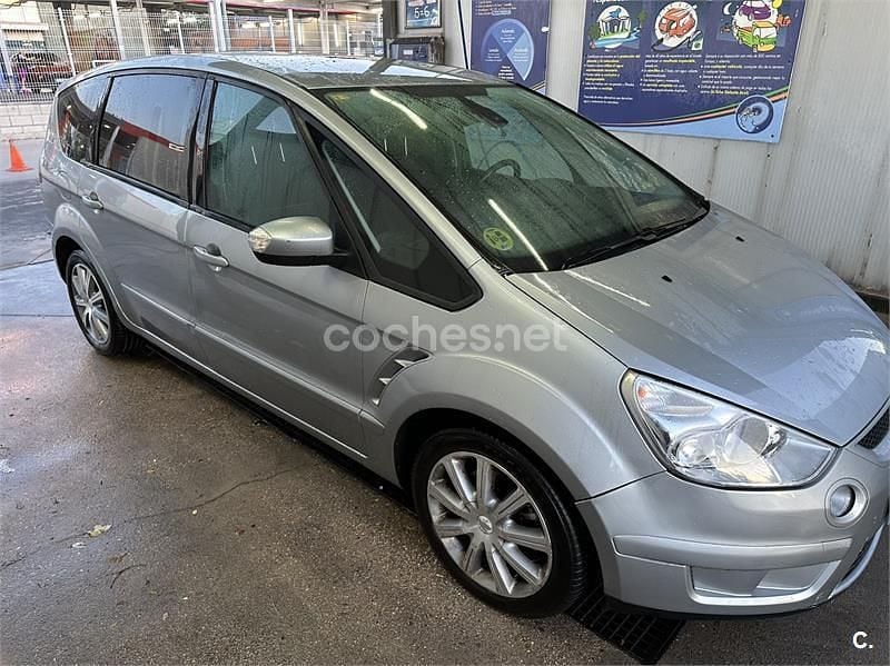 Gris / plata Usado 2007 Ford S-MAX Titanium Monovolumen | 4600 € (Precio justo) - Imagen 1/4