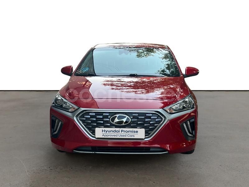 Usado Hyundai Ioniq 141 CV (103 kW) 2021 Granate Utilitario