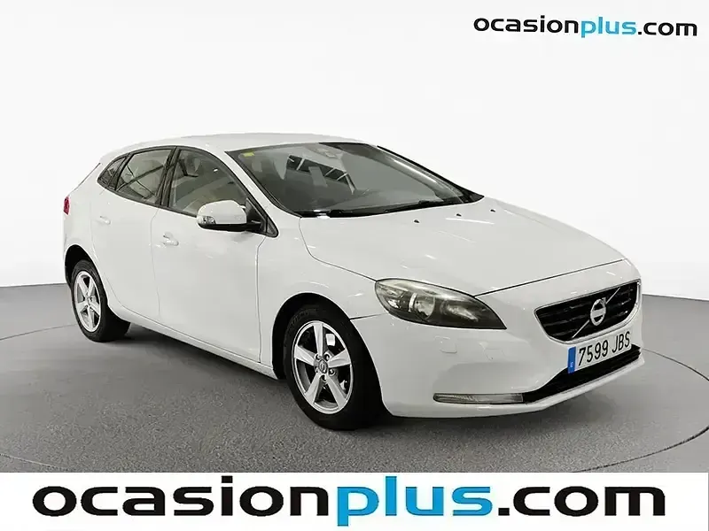 Usado Volvo V40 Kinetic 115 CV (84 kW) 2014 Blanco Familiar
