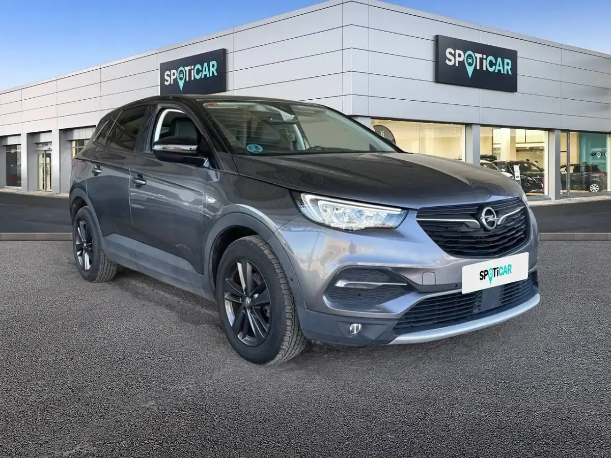 Usado Opel Grandland X Design & Tech 130 CV (95 kW) 2021 Gris SUV