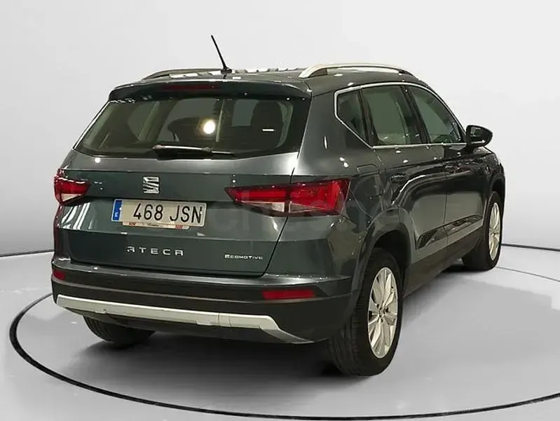 Usado Seat Ateca Style 115 CV (84 kW) 2016 Gris / plata SUV