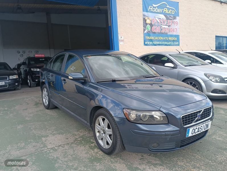 Usado Volvo S40 136 CV (100 kW) 2006 Azul Berlina