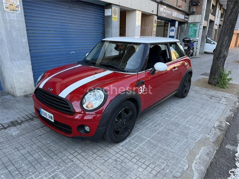Rojo Usado 2009 Mini Cooper D Utilitario | 5900 € (Buen precio) - Imagen 1/4