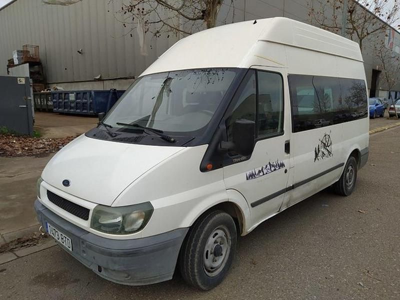 Usado Ford Transit 75 CV (55 kW) 2001 Blanco Familiar