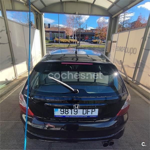 Usado Honda Civic Sport 110 CV (80 kW) 2005 Negro Berlina