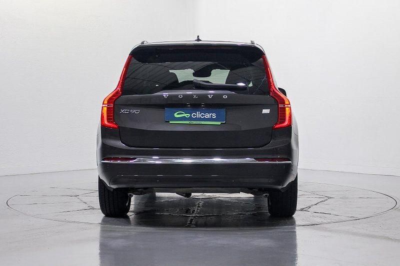 Usado Volvo XC90 Core 455 CV (334 kW) 2023 Gris SUV