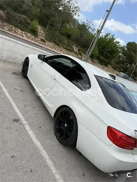 Usado BMW 325 197 CV (144 kW) 2010 Blanco Coupe