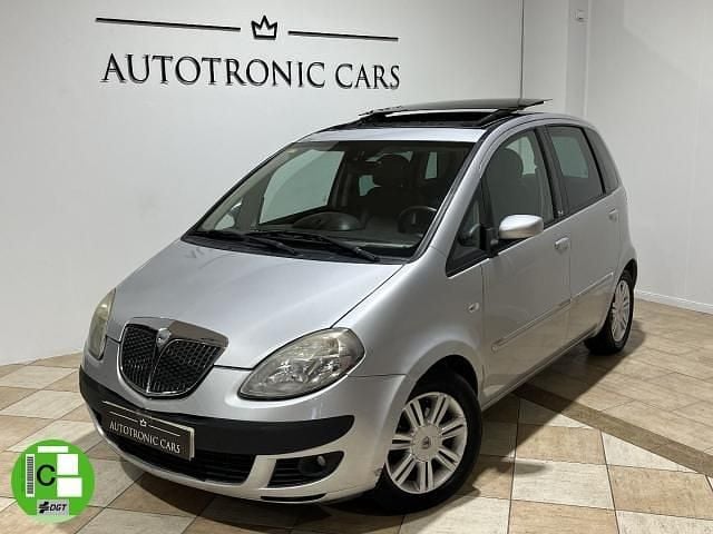 Gris Usado 2005 Lancia Musa Monovolumen | 5490 € - Imagen 1/4