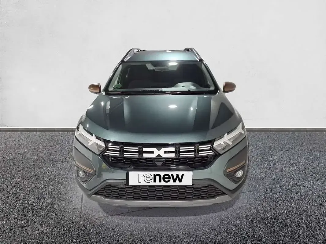 Usado Dacia Jogger Extreme 110 CV (80 kW) 2025 Verde Monovolumen