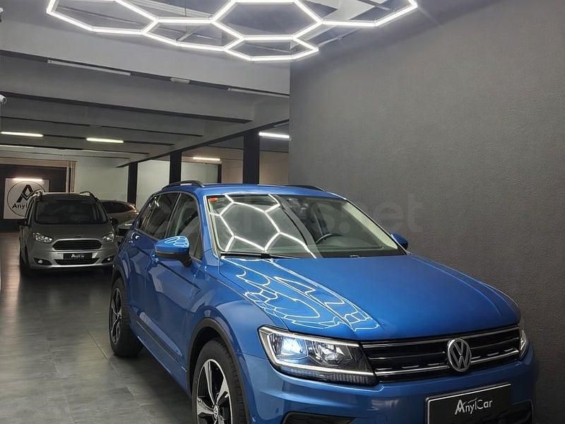 Usado VW Tiguan Edition 125 CV (91 kW) 2017 Azul SUV
