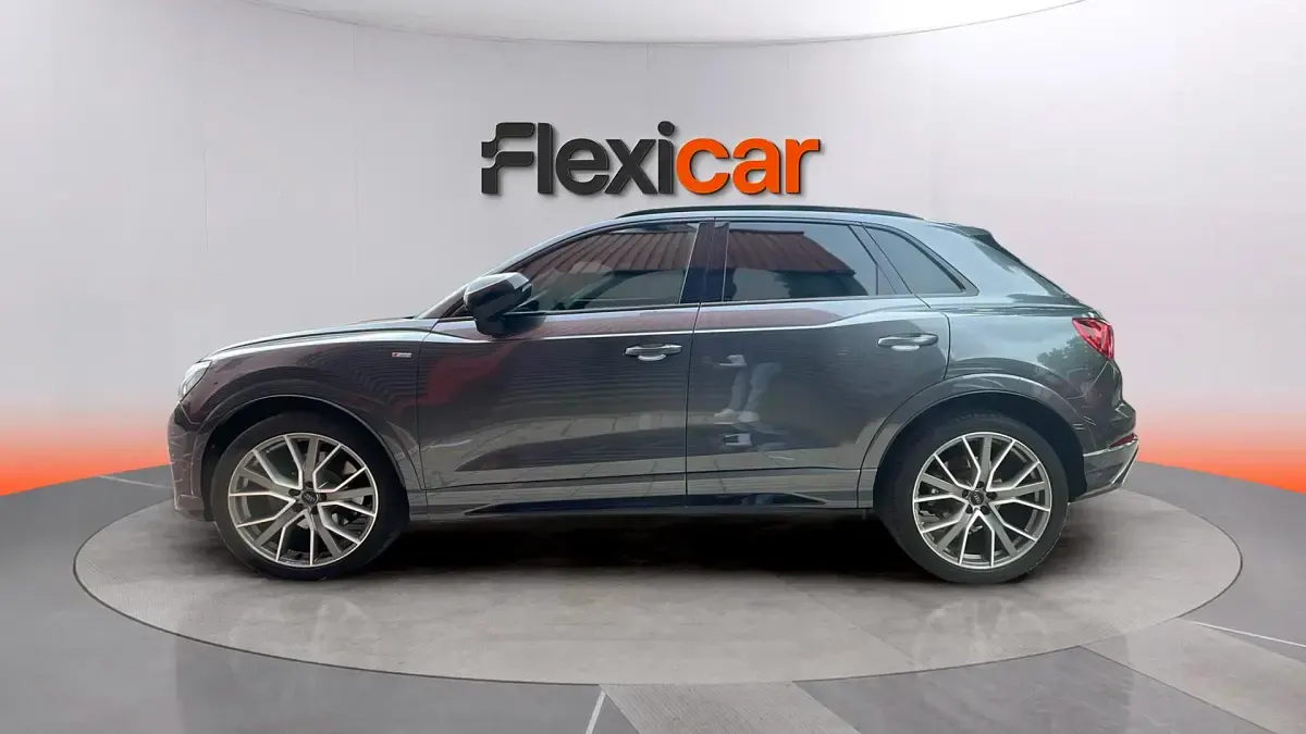 Usado Audi Q3 Premium 190 CV (139 kW) 2019 Gris SUV