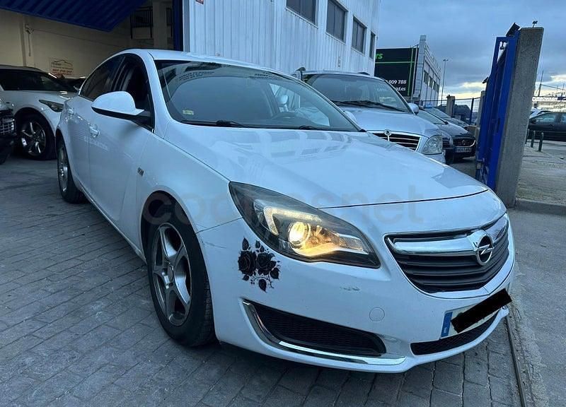 Usado Opel Insignia Excellence 136 CV (100 kW) 2016 Blanco Familiar