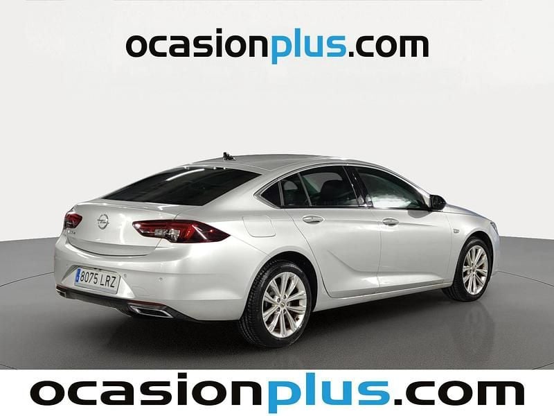 Usado Opel Insignia Business Elegance 174 CV (127 kW) 2021 Gris plata Berlina