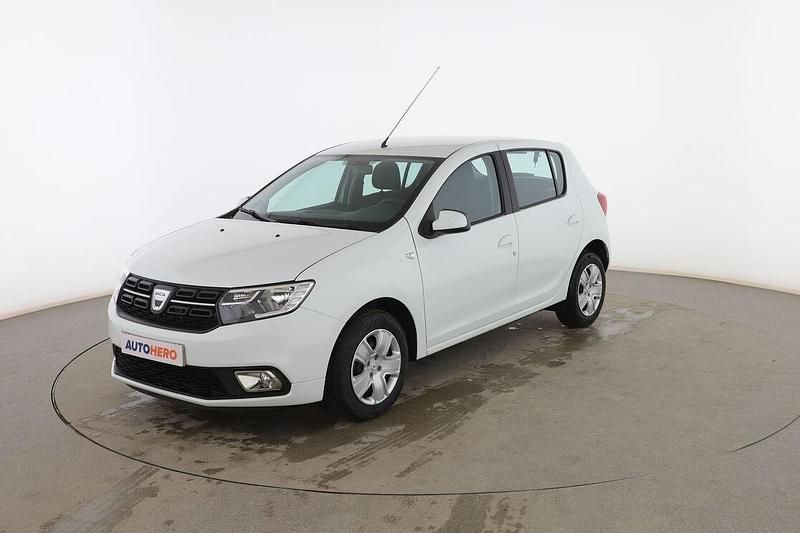 Blanco Usado 2017 Dacia Sandero Lauréate Utilitario | 9399 € (Precio justo) - Imagen 1/3