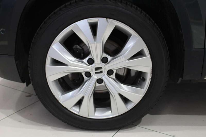 Usado Seat Ateca Xperience 150 CV (110 kW) 2023 Gris SUV