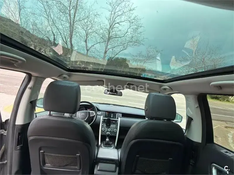 Usado Land Rover Discovery Sport HSE 190 CV (139 kW) 2016 Gris / plata SUV