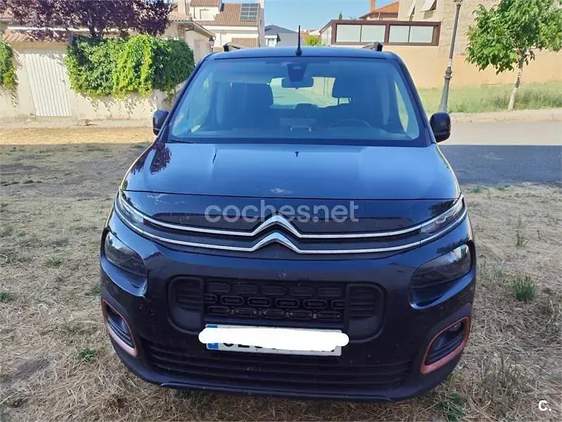 Usado Citroën Berlingo Shine 130 CV (95 kW) 2019 Negro Monovolumen