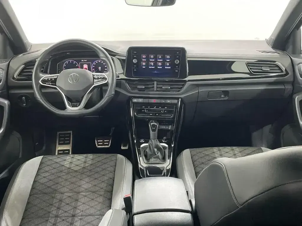 Usado VW T-Roc R-line 150 CV (110 kW) 2023 Negro SUV