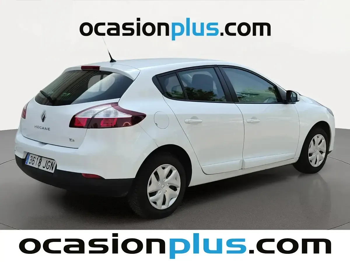Usado Renault Mégane Intens 115 CV (84 kW) 2015 Blanco