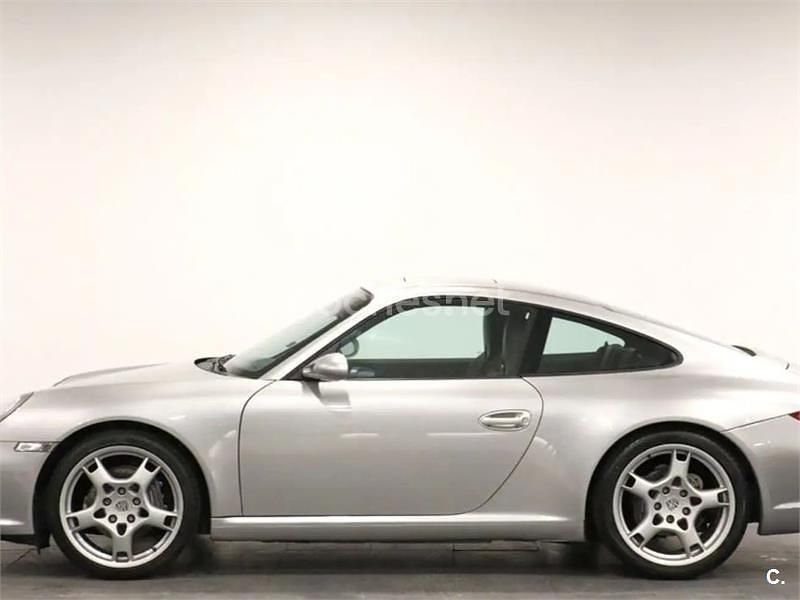 Gris / plata Usado 2004 Porsche 911 Carrera Coupe | 52.450 € (Precio justo) - Imagen 1/4