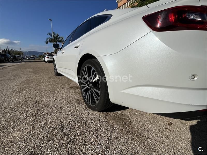 Usado Renault Talisman Initiale Paris 160 CV (117 kW) 2017 Blanco Berlina