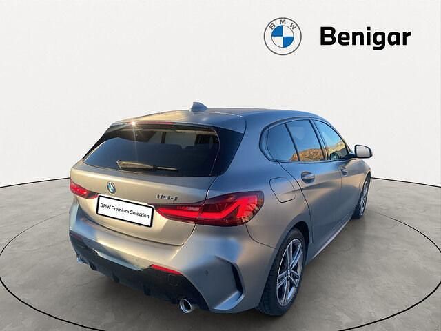 Usado BMW 118 Shadowline 150 CV (110 kW) 2024 Gris Utilitario