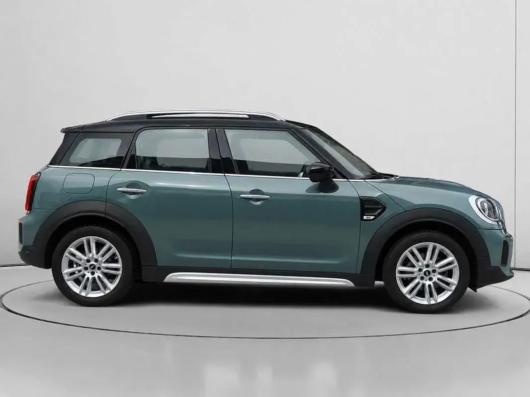 Usado Mini Cooper Countryman 136 CV (100 kW) 2023 Verde SUV