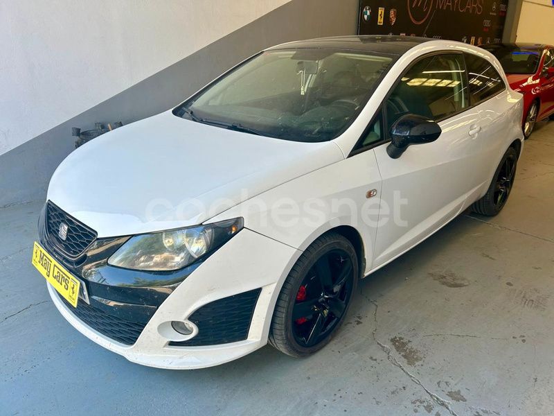 Blanco Usado 2011 Seat Ibiza SC FR Utilitario | 7990 € (Precio justo) - Imagen 1/4