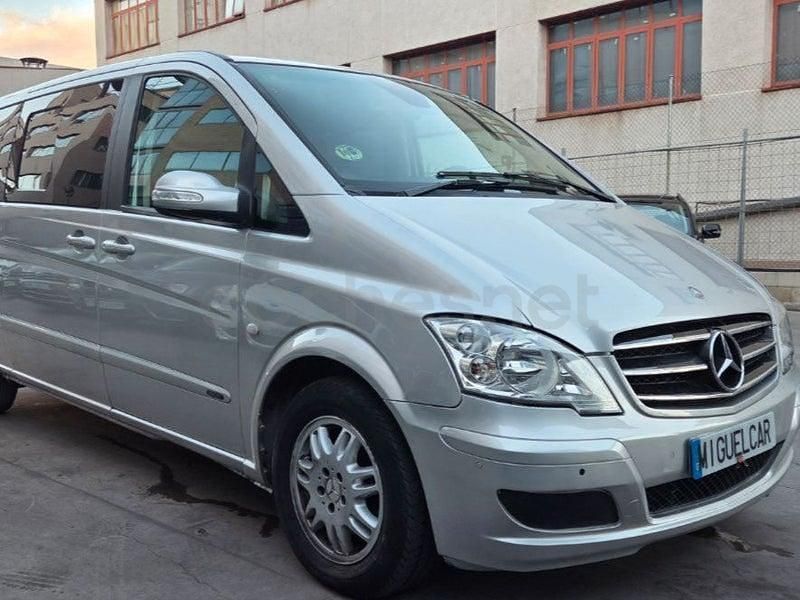 Usado Mercedes Viano 204 CV (150 kW) 2009 Gris / plata Monovolumen