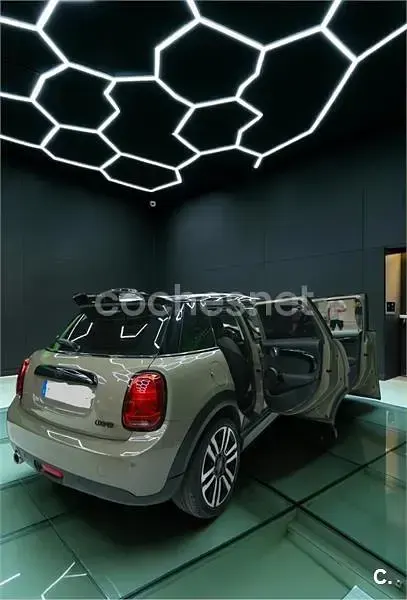 Usado Mini Cooper S 156 CV (114 kW) 2024 Gris / plata Utilitario
